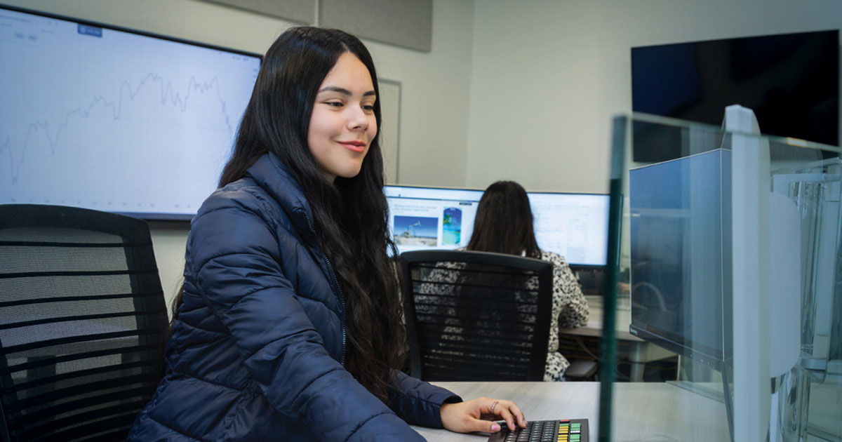 FSC Students Managing Live Investment Portfolio in Trading Room